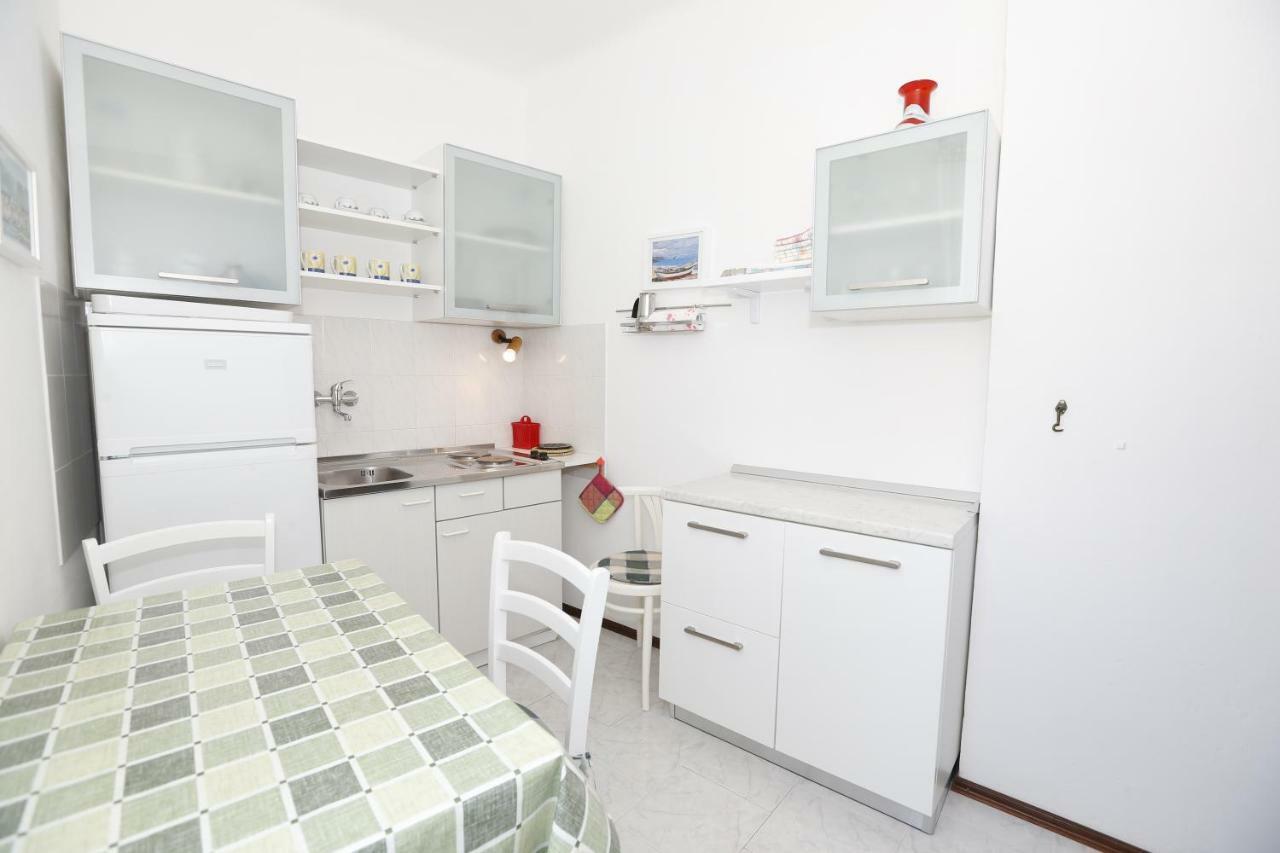 Apartment Luiza With Terrace Baska  Exterior photo